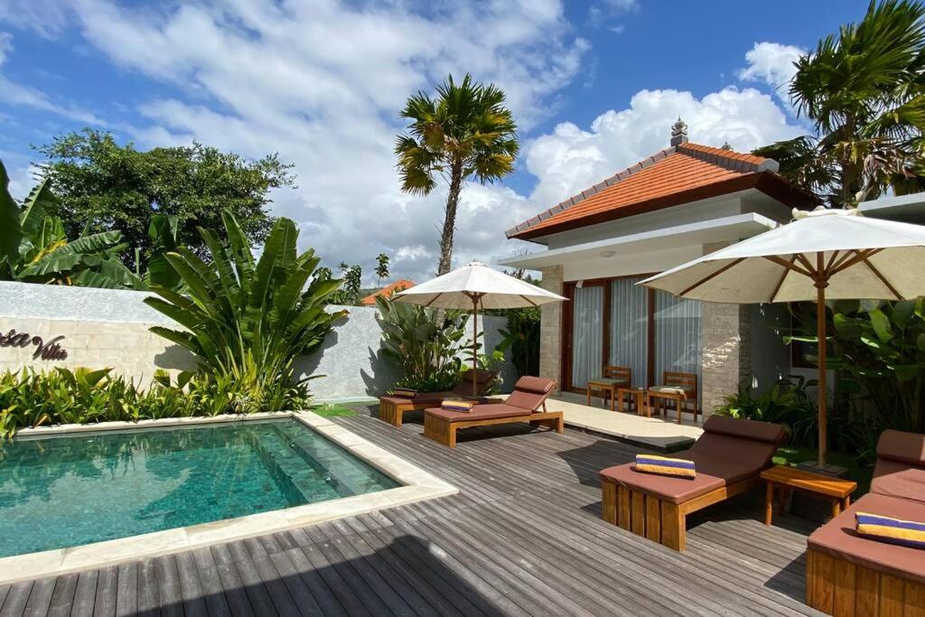 Nau Nusa Villa Batununggul Exterior photo